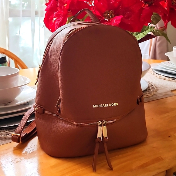 Backpack - Picture 4 of 4